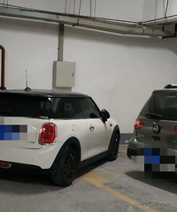 ���Ͽ�������˾���⣬����°౻��ס�ˣ��˷��˰����Сʱ