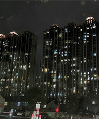 ���С����ס��ͦ�ߵ�