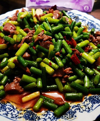 ��������ʳ�ֲݡ��ҳ��˳�һ�ԣ�