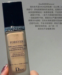 ��ܴ�ķ۵�Һ�����ƽ�涼�У�