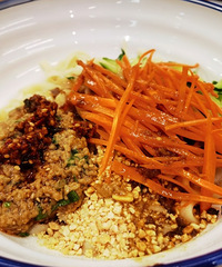 ���Ի���̨��No.62���Լ۱ȳ��ߵ�˫�����Ź�