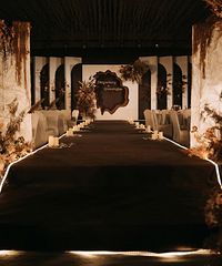 ���������еĻ���ɫ������ɫ