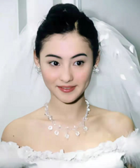 �̵���ǻ�ɴ���еġ�ʢ�����ա�������Ҳ�����㣬����ϲ��˭�أ�