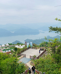 第二次来天空之城,一大一小交了60元智商税进来玩了三四个小时