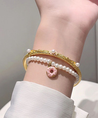 ����˵�ҵļ�ױ������ڵģ��������Ϳ�