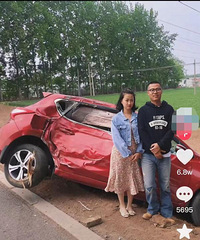 ɽ��һ�Է��޳������ֳ�΢Ц��Ӱ������ѣ���ִ���