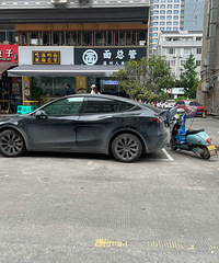 ������ɫ����˹��modelY����ϲ���ĸ���