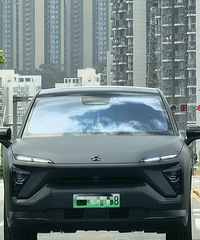 ���������ġ���һ�θ��ܵ��˵糵��ѹ�ȸ�