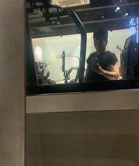 92����Ҵ��壬�ж����鷿�г��޴��ϲ���˶�����