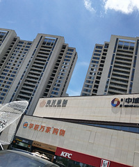 Խ��Խ��ĳ����ۺϹ㳡���м����ܺõģ�