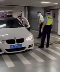 �Ϻ��ؿ�������۳��������ӾƼ���ײ��̨��˹��˹�����ӵ�������