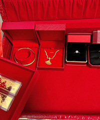 ������ռǡ����������Ϲ��͸Ŀ��ˣ�������������