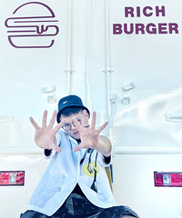 �����׸�¥���У�92��/178cm/����/��ҵ