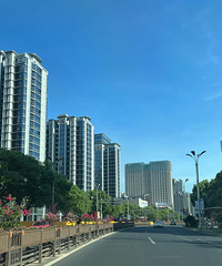 �ٺ�����·Խ��Խ���ˣ���¥�������������̳�Ҫ��ҵ��