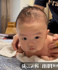 �ְִ�����жෳ������4���´󱦱���˯����һĻ����