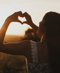 90��ƫ�ɰ���Ů�������̹�ʣ�Ѱ����Ǩ�ͣ����ݵ���