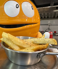 ��������ʳ�ֲݡ���RICHBURGER�����ƺ���