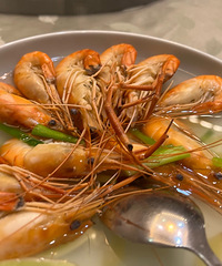 ��ʮ����ʳ�ֲݡ���̨�Ƚϳ����ĵ꣬��ҪԤԼ����λ��