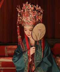 Ů������ɫ�����װ���ͣ������˭��ÿ��أ�