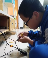 12���к����Կ����ӣ�����ŭ�����ߣ����ɵ��