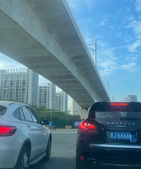 ·�Ϻ���ǧǧ������Ϊɶ��ôͻ��