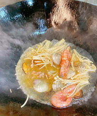 ���Ի���̨��No.70��������Բ��