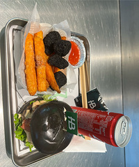 ���������ţ�Ɽһ����ȥ֭ˮ���磬��ţ����е�����