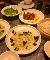 喜欢宫保虾球,虾仁很大又Q弹