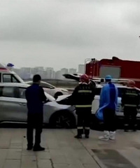 ǰ��Ů�Ӻ���ȡ���Ů˾��׷β��������