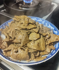 【今天吃什么】菜梗炒猪肝