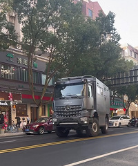 ���������ġ��������ĳ��ܲ��±�ǰ��л��人�����������˰�