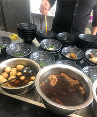 ��������ʳ�ֲݡ�Χǽ�����