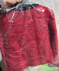 衣柜里明明还有好几件新衣服,还在不停的买买买!