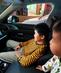 С�������ϳ��ͰѸ�����Ļ��ռ�ˣ����Һ���Ȼ�Ĵ��˰�����