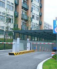 С��ͣ��λ���쳵��Ϊ������Щ���ѵ������ϰࣿ