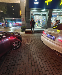 ���ҪС�������ˣ�������������Ӳ��ײ���ҳ�