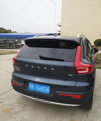 �ڳ��䣬һ��50�����ͬ�¿������ֶ����ϰ࣬��Ȼ�˲���ò��