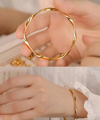 ���ٲ�֪�ƽ��㣬���˿���������̫ò���ˣ���Լ���ִ���С�Ļ�