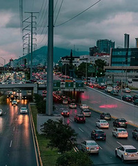 ��V���ϡ�ĳ��ϵ���ʽ��˳������г�����������֣��²���˭��