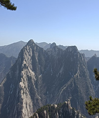 ˵�߾��ߵ����У�����3���Σ�����2400Ԫ