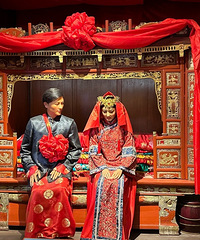 ����㳡�����׹ݣ�չʾ��̨�ݱ��صĶ�����