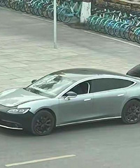 �����˵ĵ�һ̨���ܳ����ˣ�С���������ü��ۼ��ع�