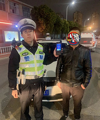 ��ʮ����Ϊ�����ܹ��ɾƼݣ�ץ��ѧϰ����һ��С�ľ�Υ�������ˣ�