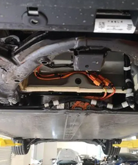 ��������˹��Model 3����С�Ŀ����˵��̣�ά�޷�Ҫ14��