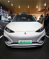 6Сʱä����5ǧ����������SUVʵ������ BBA�������ˣ�