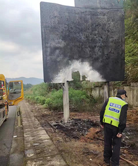 ���Ӽ�ʻ���ǵϺ���ײ�������������ǵ�����Ͻ������鶼�ܾ�