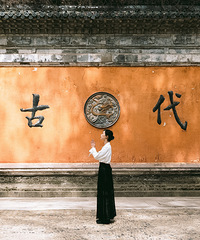 ��һ������ȹ������EQE��һ��������µ�Լ��