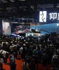 �վ���7000�������ǵ��������ˣ�4����������20��