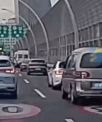 ��ת�������ֻ��Ҳ���ǰ�棬֮��һֱ���ҳ�