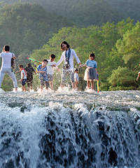 [����]���ձ�ȥ��С�ڱ����ׯ